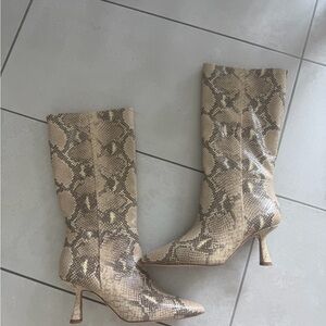Sam Edelman Beige Snakeskin Heeled Boots